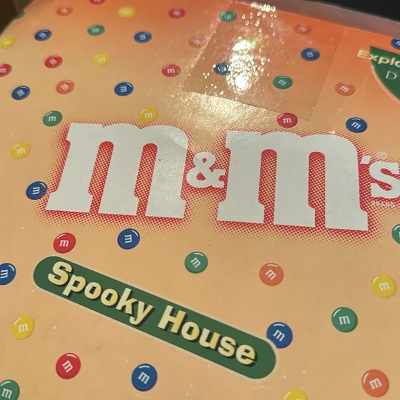 Department 56 Spooky Lighted House & Candy Dish with Green Mrs. M&M - Picture 3 of 8